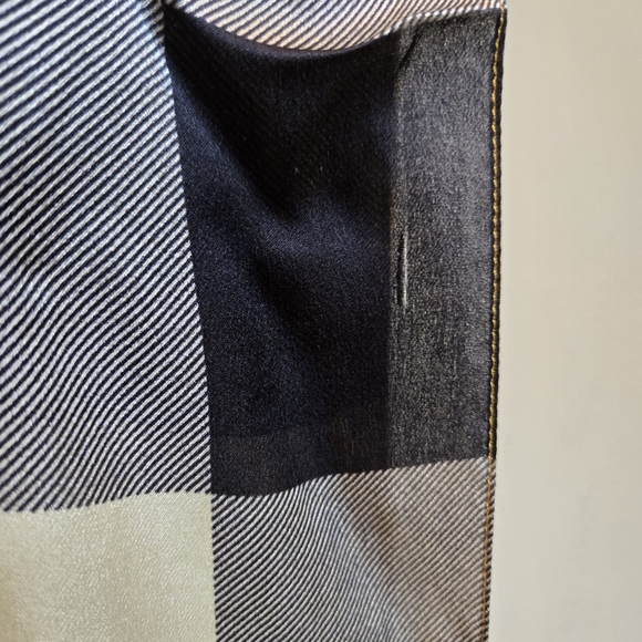 Burberry Yellow Silk Lightweight Mega check plaid scarf - Picture 5 of 10